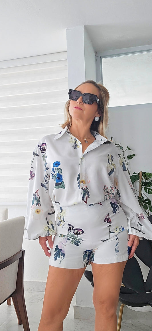 Long Sleeves White Shirt